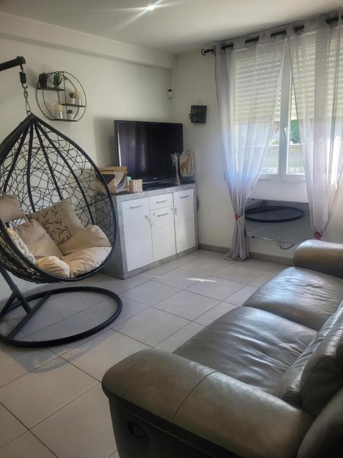 Chambre Chez Hote Sainte-Eulalie  ภายนอก รูปภาพ